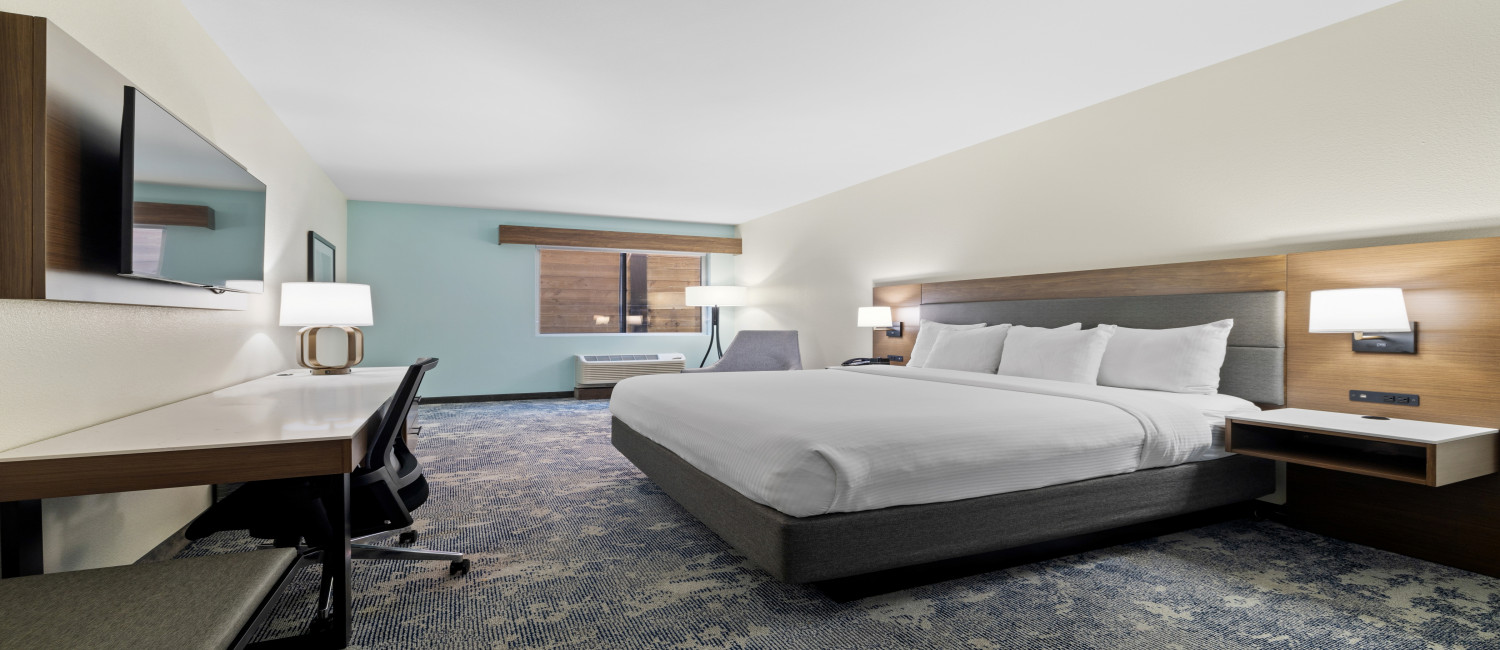 A VARIETY OF COMFORTABLE GUEST ROOMS ARE AVAILABLE TO MEET YOUR NEEDS.